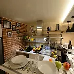 Loft Basfour-paris Centre équipé Avec Sauna!-paris 4e Apartamento París